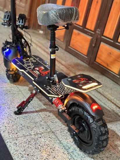 صورة سكوتر الوحش محركين X15 ببطاريه 48 فولت 3000 واط